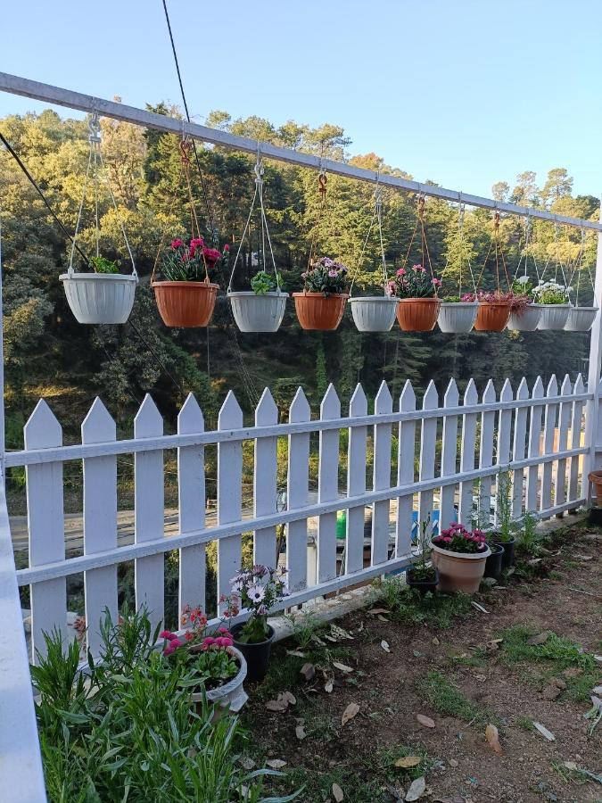 Mohraj Home Stay Bhowali エクステリア 写真